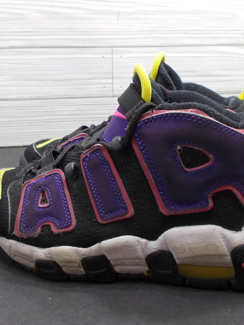 Nike Air More Uptempo 96 GS Youth 4 Y Shoes DZ5278 001 - Picture 2 of 5